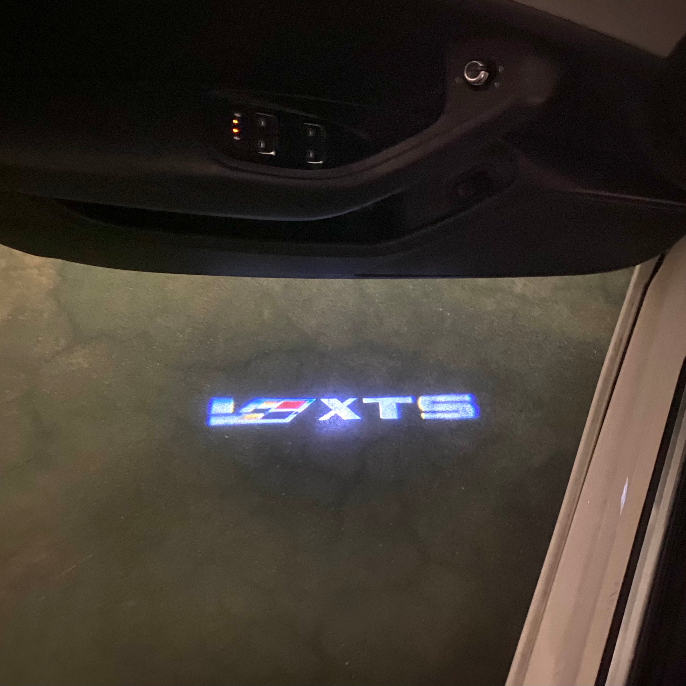 AUDI LOGO PROJECTOT LIGHTS Nr.19 (الكمية 1 = 2 Logo Films /2 أضواء الباب)