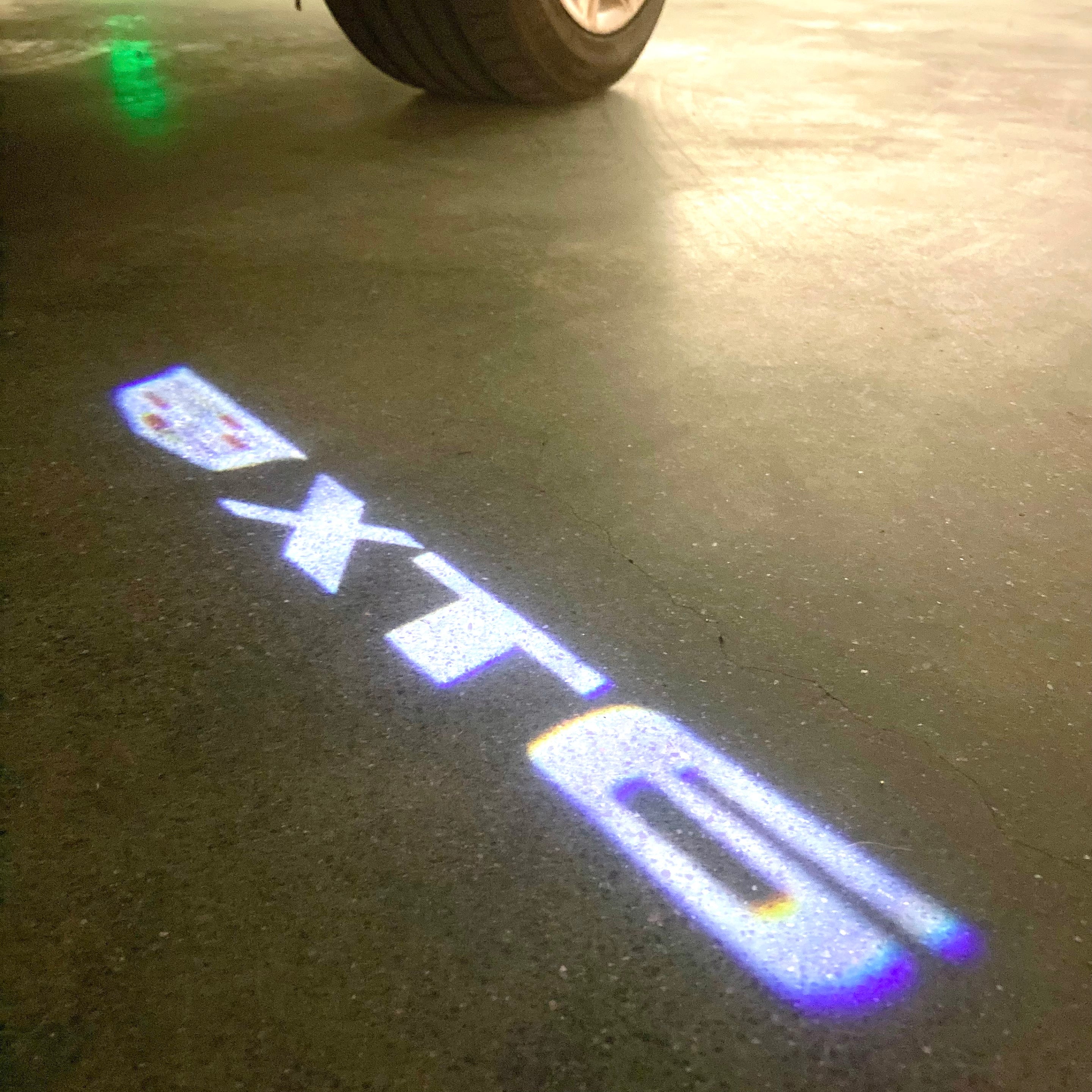 AUDI LOGO PROJECTOT LIGHTS Nr.19 (الكمية 1 = 2 Logo Films /2 أضواء الباب)