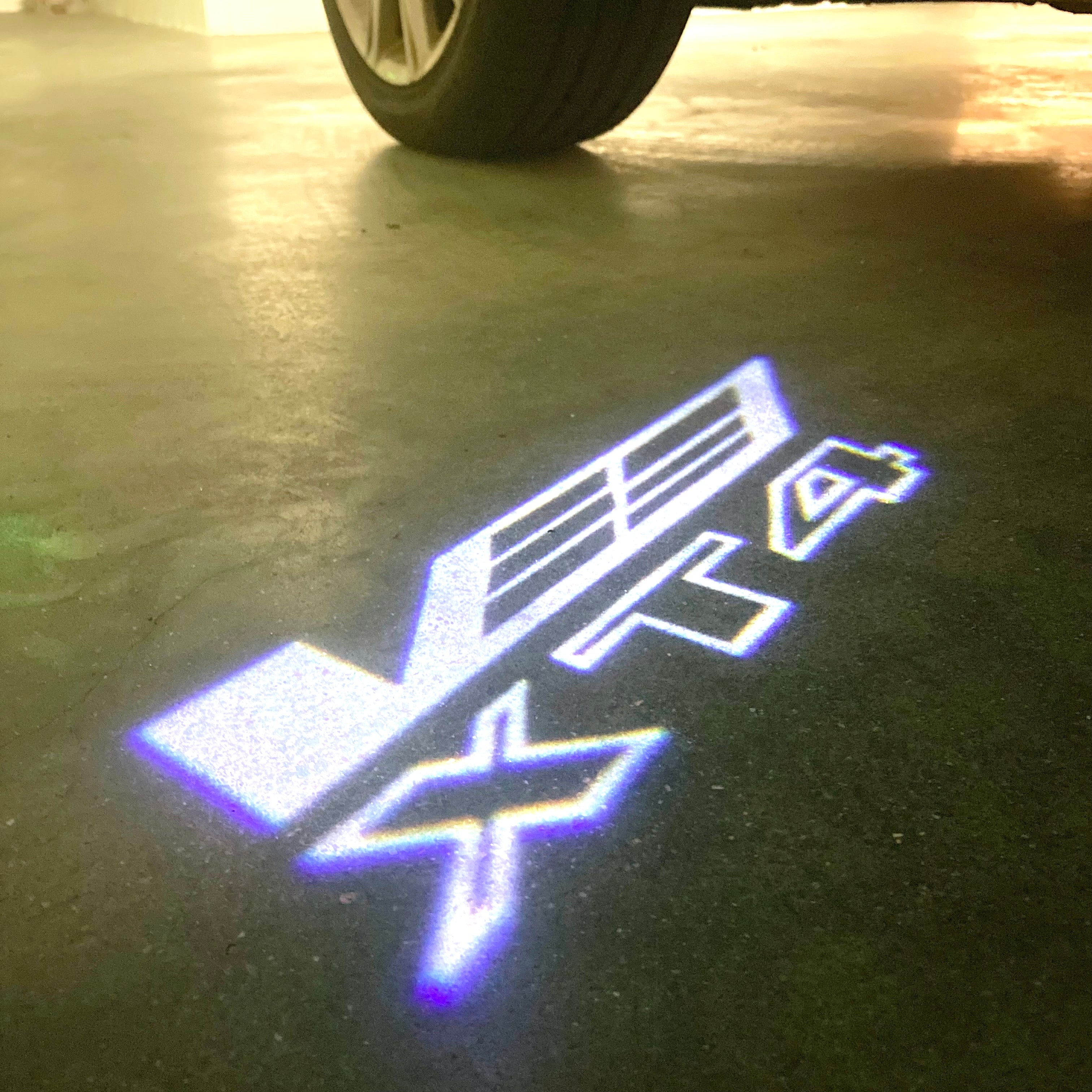 AUDI LOGO PROJECTOT LIGHTS Nr.19 (الكمية 1 = 2 Logo Films /2 أضواء الباب)