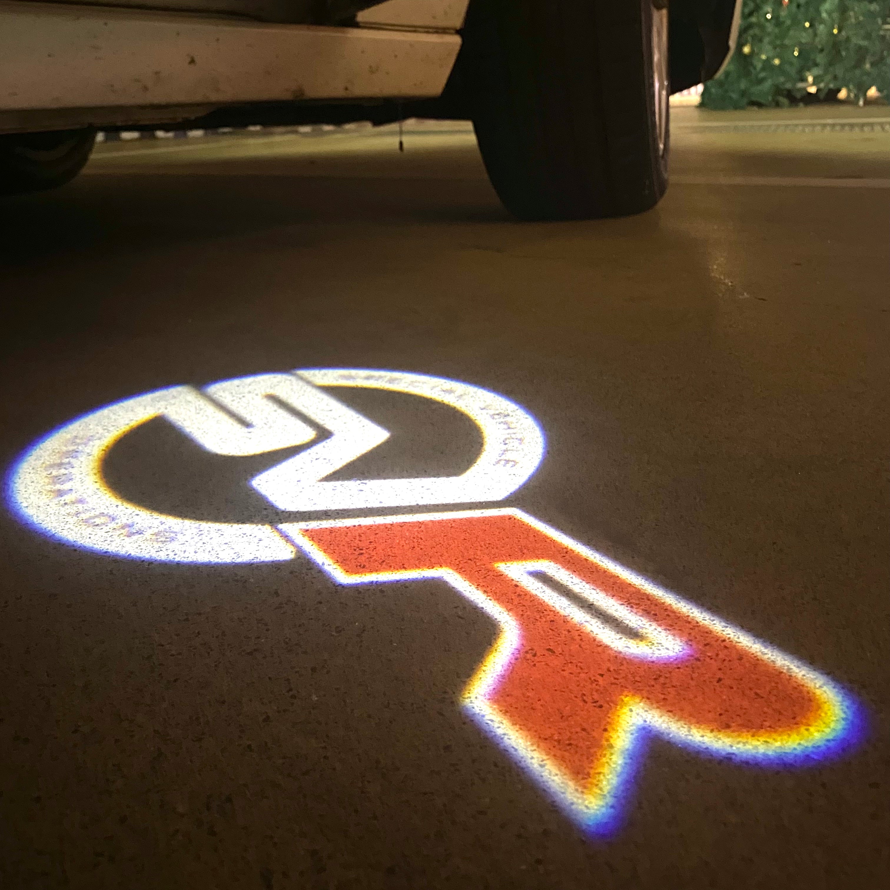 Land Rover LOGO PROJECROTR LIGHTS Nr.04 (الكمية 1 = 1 مجموعة / 2 أضواء باب)