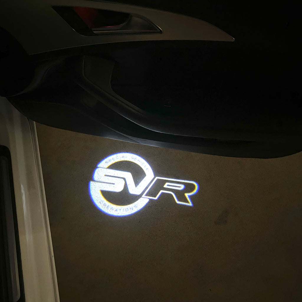 Land Rover LOGO PROJECROTR LIGHTS Nr.04 (الكمية 1 = 1 مجموعة / 2 أضواء باب)