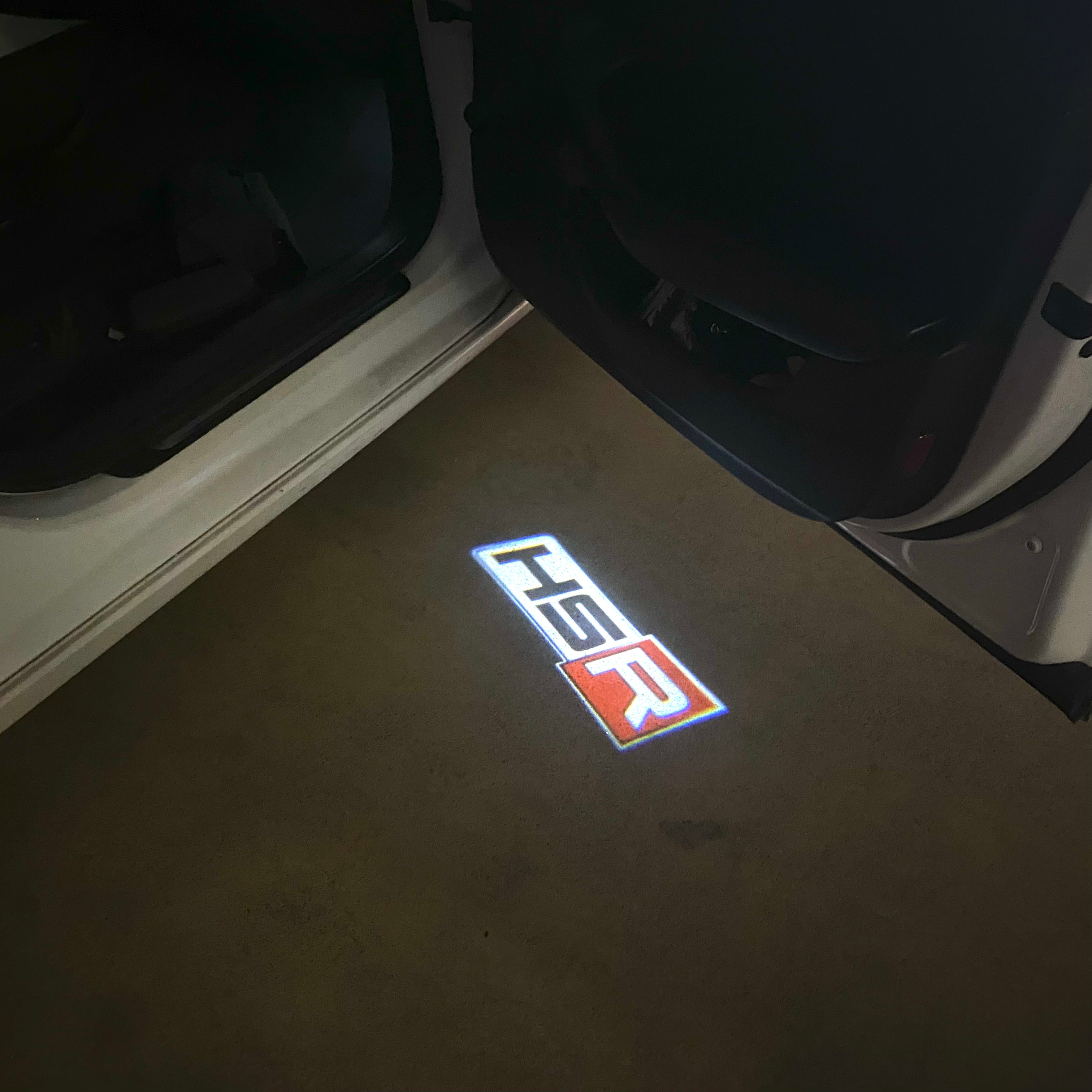 Land Rover LOGO PROJECROTR LIGHTS Nr.04 (الكمية 1 = 1 مجموعة / 2 أضواء باب)