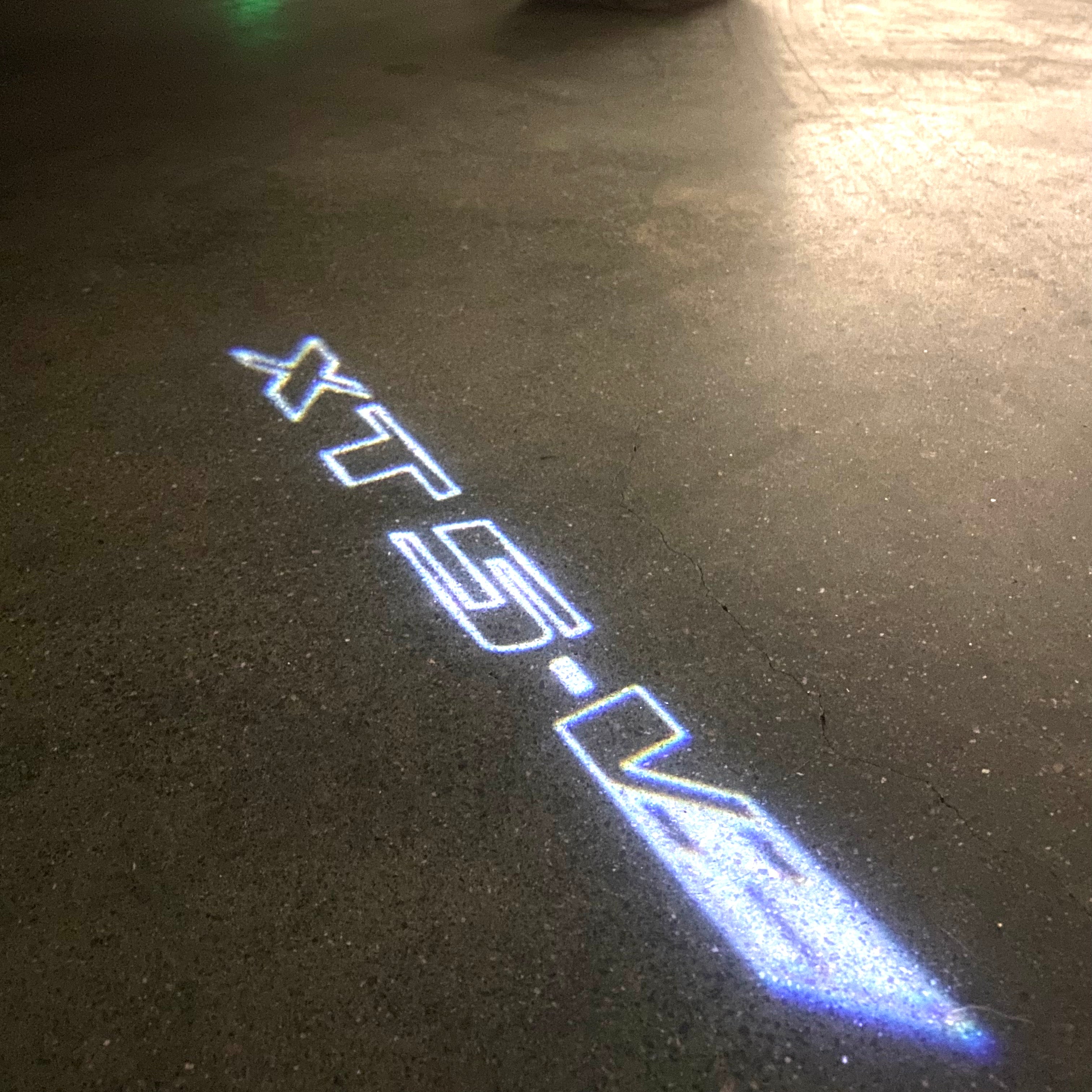 AUDI LOGO PROJECTOT LIGHTS Nr.19 (الكمية 1 = 2 Logo Films /2 أضواء الباب)