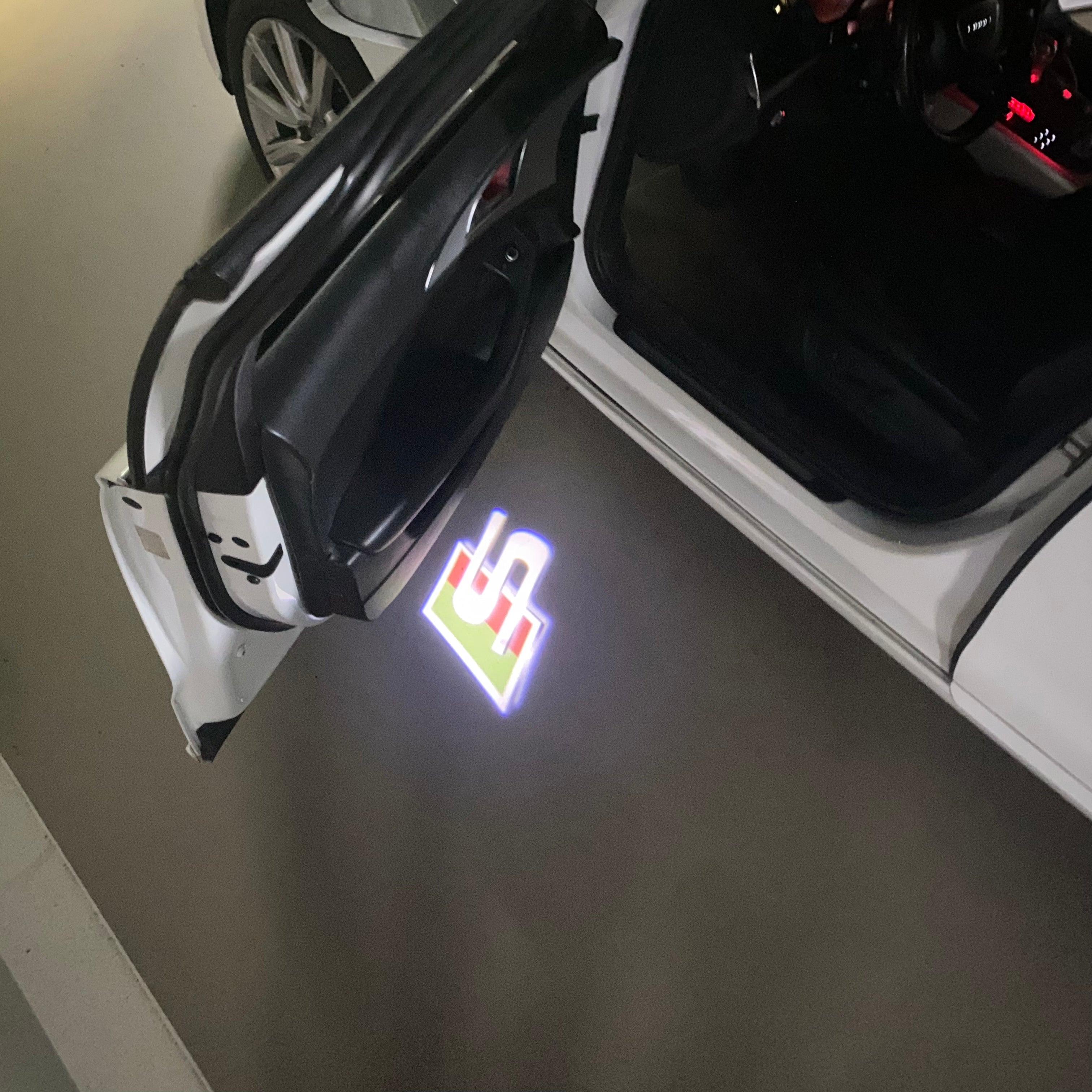 جاكوار LOGO PROJECROTR أضواء Nr.70 (الكمية 1 = 1 مجموعات / 2 أضواء الباب)