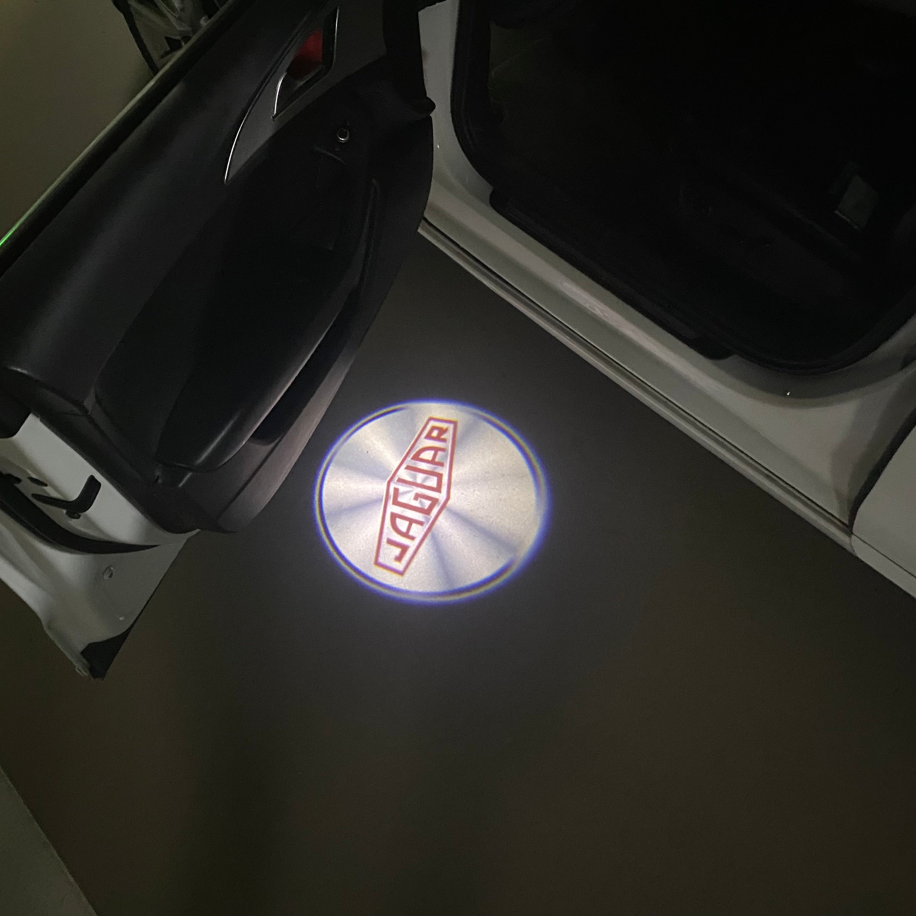 جاكوار LOGO PROJECROTR أضواء Nr.10 (الكمية 1 = 1 مجموعات / 2 أضواء الباب)