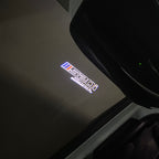 BMW M3 LOGO PROJECTOR LIGHTS Nr.24 (الكمية 1 = 1 مجموعة / 2 أضواء باب)