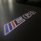 BMW M3 LOGO PROJECTOR LIGHTS Nr.24 (الكمية 1 = 1 مجموعة / 2 أضواء باب)