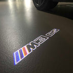 BMW M3 LOGO PROJECTOR LIGHTS Nr.24 (الكمية 1 = 1 مجموعة / 2 أضواء باب)