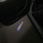 BMW M3 LOGO PROJECTOR LIGHTS Nr.24 (الكمية 1 = 1 مجموعة / 2 أضواء باب)