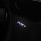 BMW M3 LOGO PROJECTOR LIGHTS Nr.24 (الكمية 1 = 1 مجموعة / 2 أضواء باب)