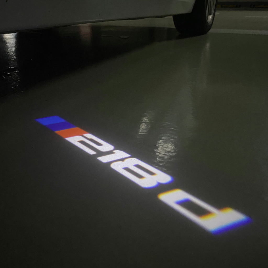 BMW M3 LOGO PROJECTOR LIGHTS Nr.24 (الكمية 1 = 1 مجموعة / 2 أضواء باب)