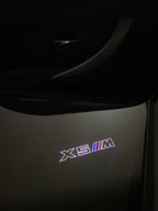 BMW M3 LOGO PROJECTOR LIGHTS Nr.24 (الكمية 1 = 1 مجموعة / 2 أضواء باب)