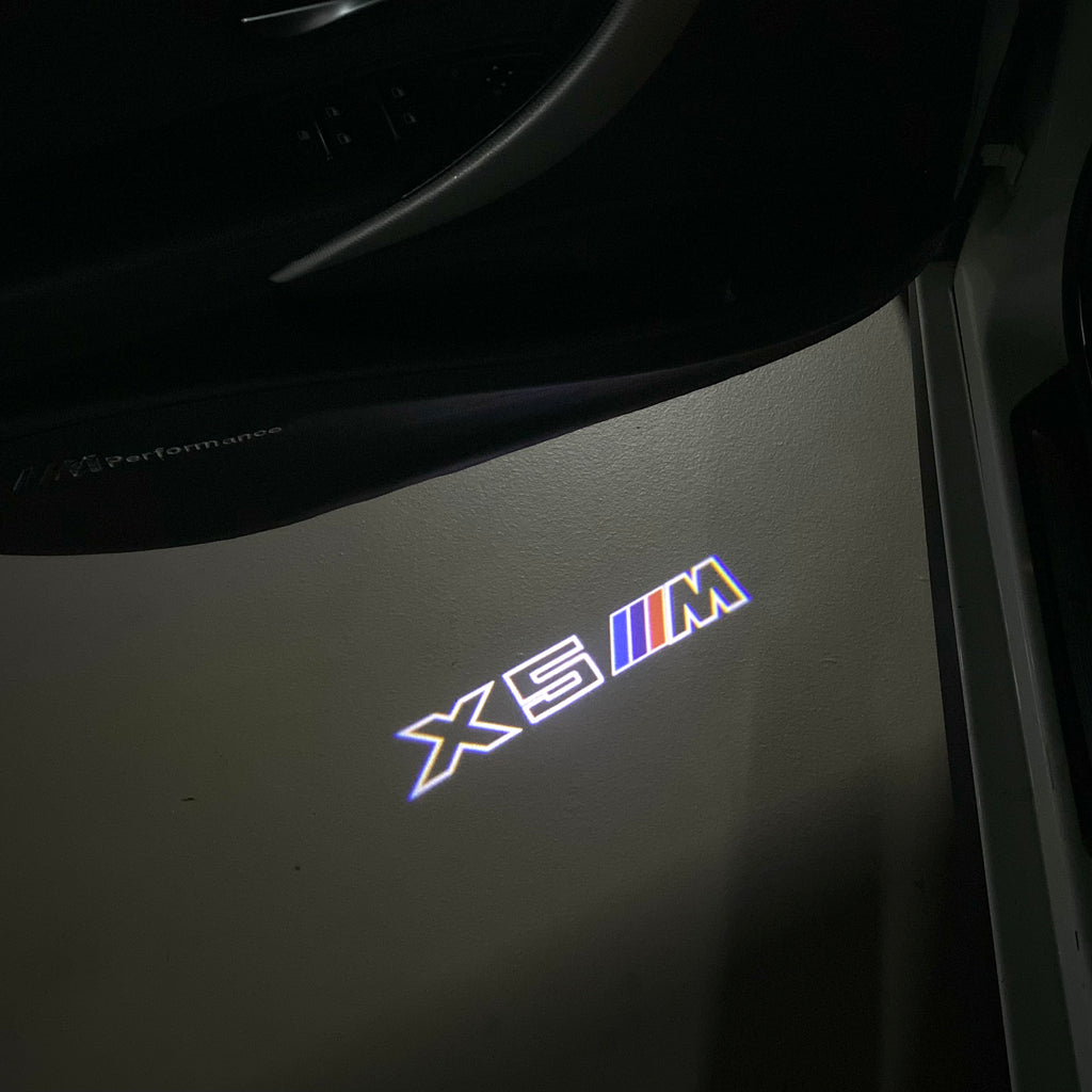 BMW M3 LOGO PROJECTOR LIGHTS Nr.24 (الكمية 1 = 1 مجموعة / 2 أضواء باب)