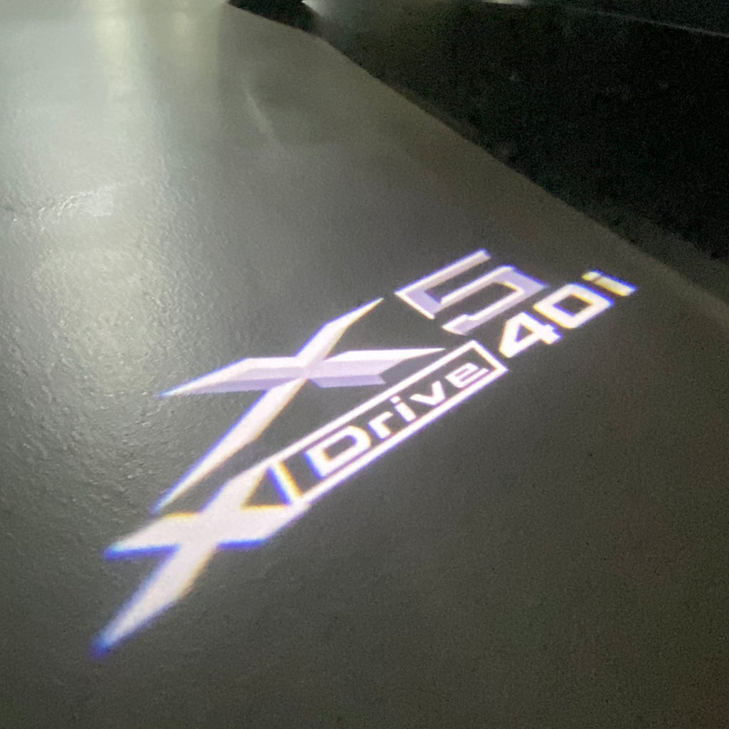 BMW M3 LOGO PROJECTOR LIGHTS Nr.24 (الكمية 1 = 1 مجموعة / 2 أضواء باب)