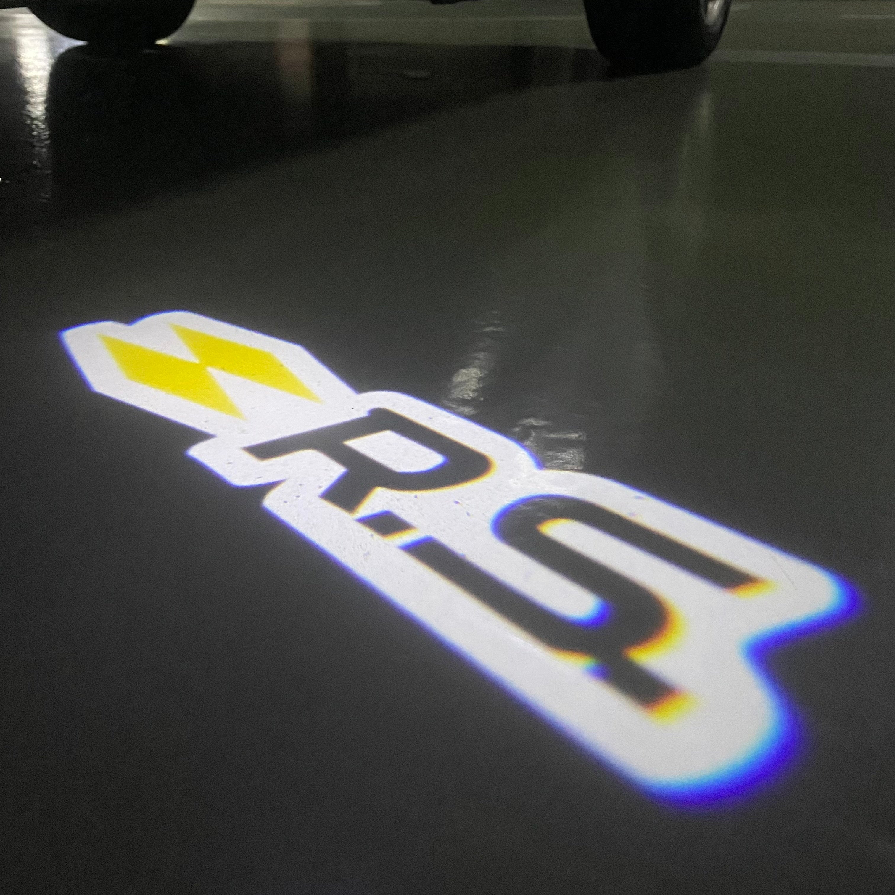 RENAULT RS LOGO PROJECROTR LIGHTS Nr.0955 (quantity  1 =  2 Logo Film & 2 door lights)