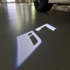 BMW M3 LOGO PROJECTOR LIGHTS Nr.24 (الكمية 1 = 1 مجموعة / 2 أضواء باب)