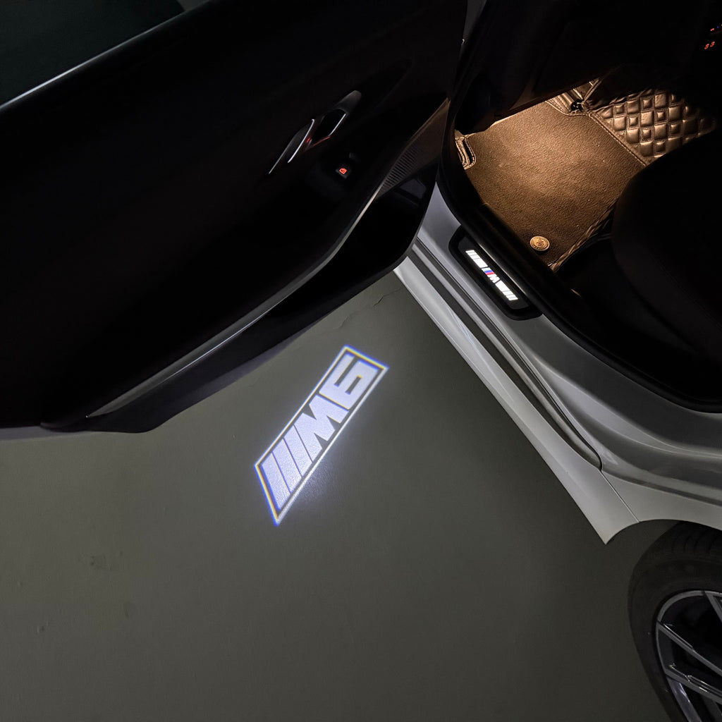 BMW M3 LOGO PROJECTOR LIGHTS Nr.24 (الكمية 1 = 1 مجموعة / 2 أضواء باب)
