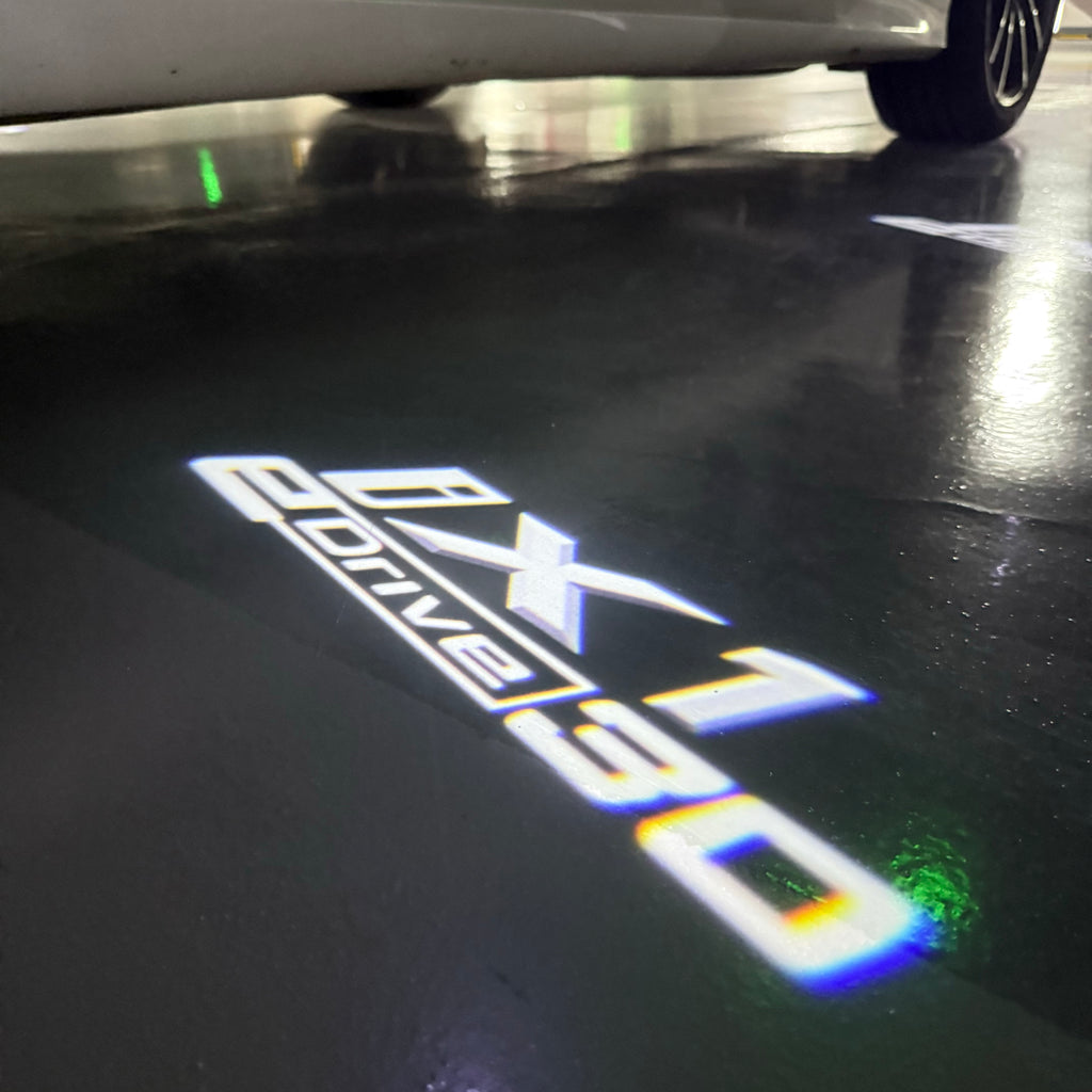 BMW M3 LOGO PROJECTOR LIGHTS Nr.24 (الكمية 1 = 1 مجموعة / 2 أضواء باب)