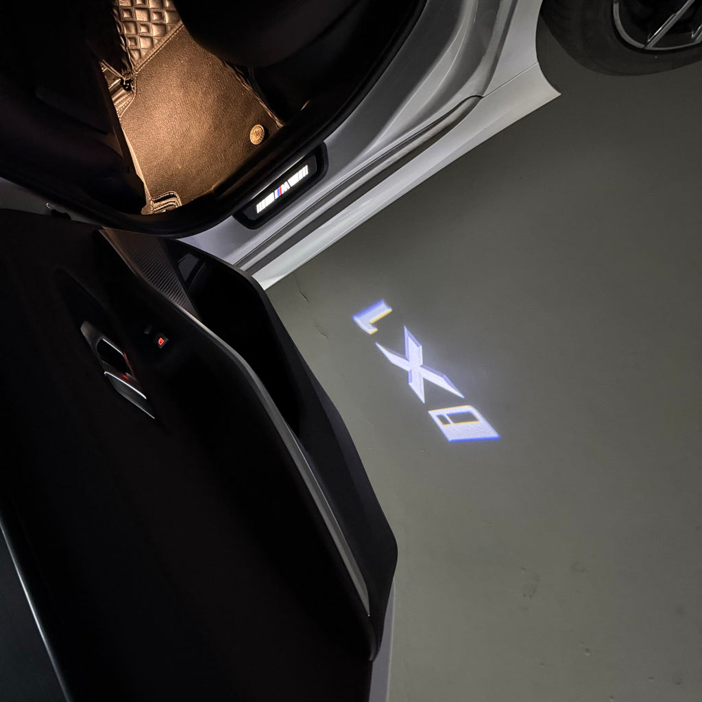 BMW M3 LOGO PROJECTOR LIGHTS Nr.24 (الكمية 1 = 1 مجموعة / 2 أضواء باب)