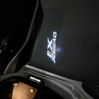 BMW M3 LOGO PROJECTOR LIGHTS Nr.24 (الكمية 1 = 1 مجموعة / 2 أضواء باب)