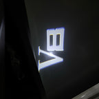BMW M3 LOGO PROJECTOR LIGHTS Nr.24 (الكمية 1 = 1 مجموعة / 2 أضواء باب)