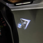 BMW M3 LOGO PROJECTOR LIGHTS Nr.24 (الكمية 1 = 1 مجموعة / 2 أضواء باب)