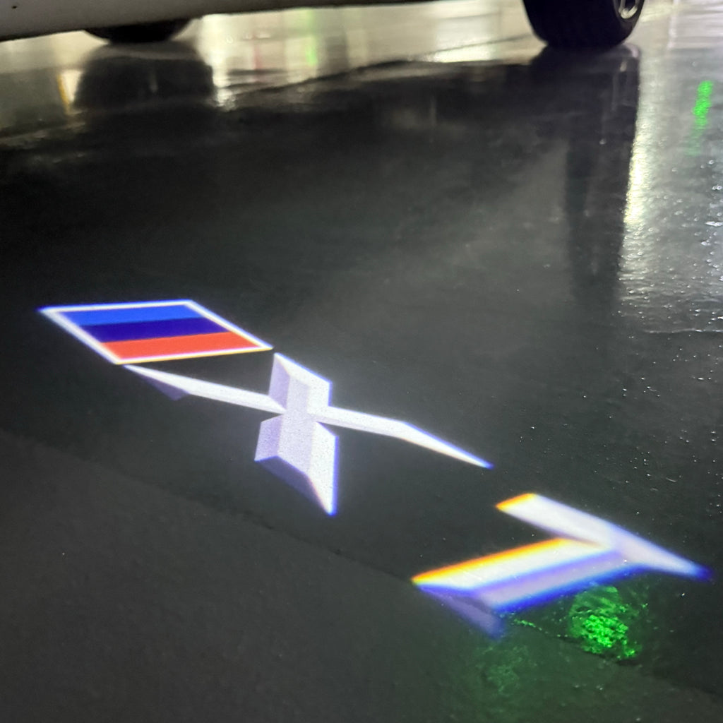 BMW M3 LOGO PROJECTOR LIGHTS Nr.24 (الكمية 1 = 1 مجموعة / 2 أضواء باب)