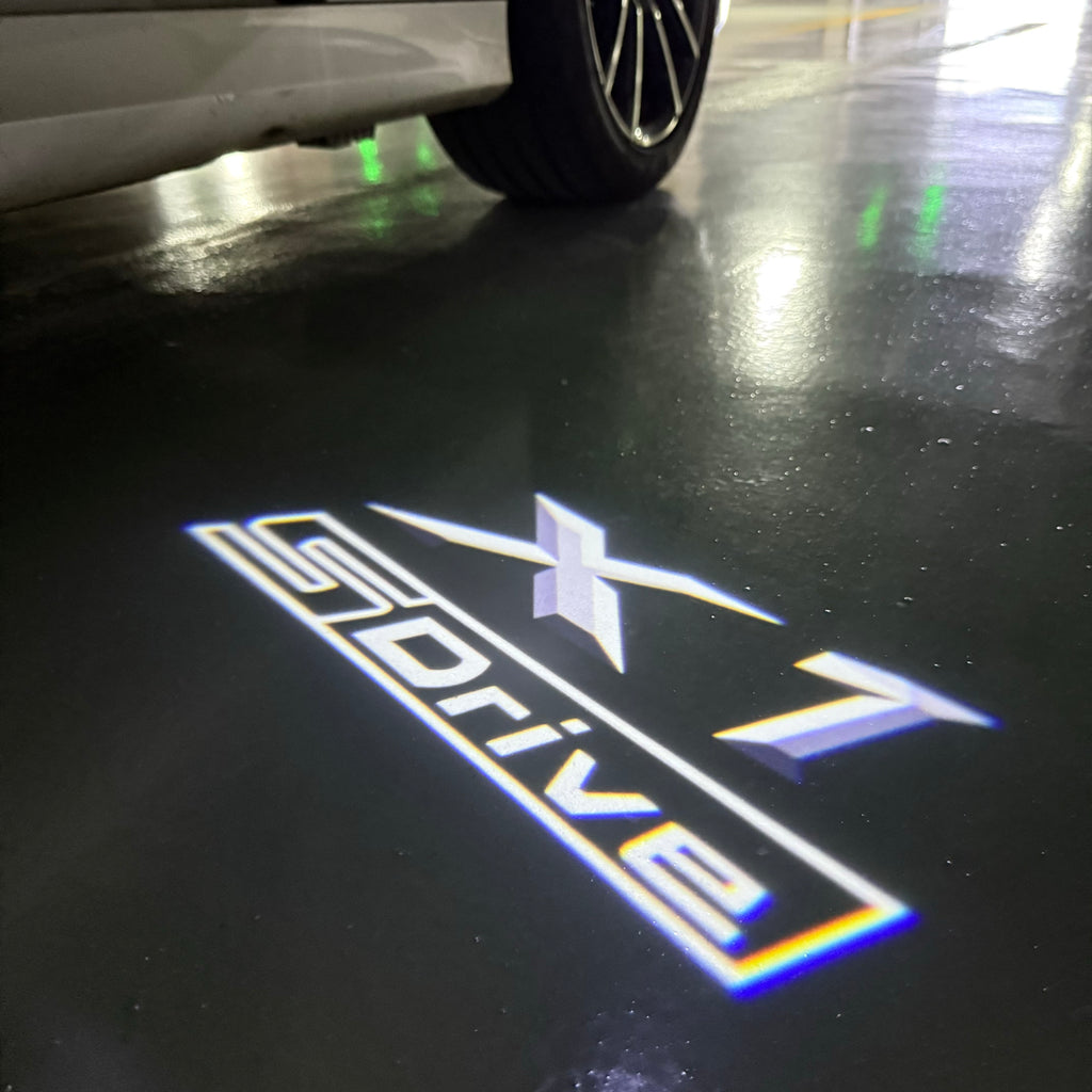 BMW M3 LOGO PROJECTOR LIGHTS Nr.24 (الكمية 1 = 1 مجموعة / 2 أضواء باب)
