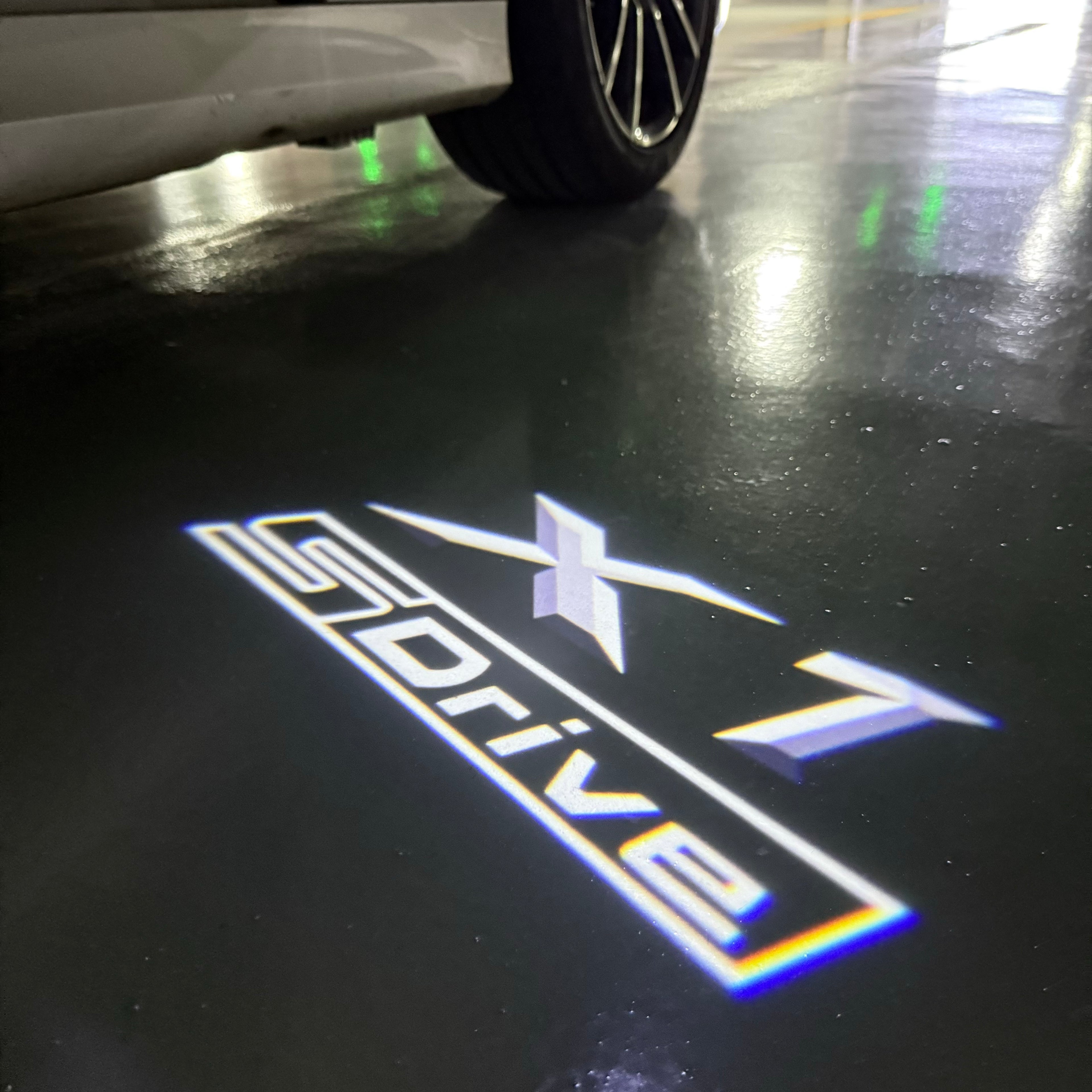 BMW M3 LOGO PROJECTOR LIGHTS Nr.24 (الكمية 1 = 1 مجموعة / 2 أضواء باب)