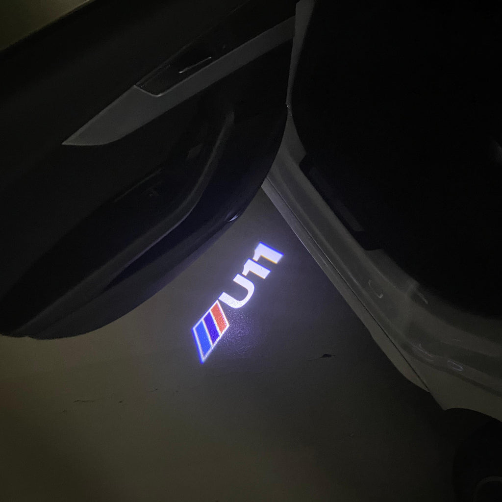 BMW M3 LOGO PROJECTOR LIGHTS Nr.24 (الكمية 1 = 1 مجموعة / 2 أضواء باب)