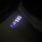 BMW M3 LOGO PROJECTOR LIGHTS Nr.24 (الكمية 1 = 1 مجموعة / 2 أضواء باب)
