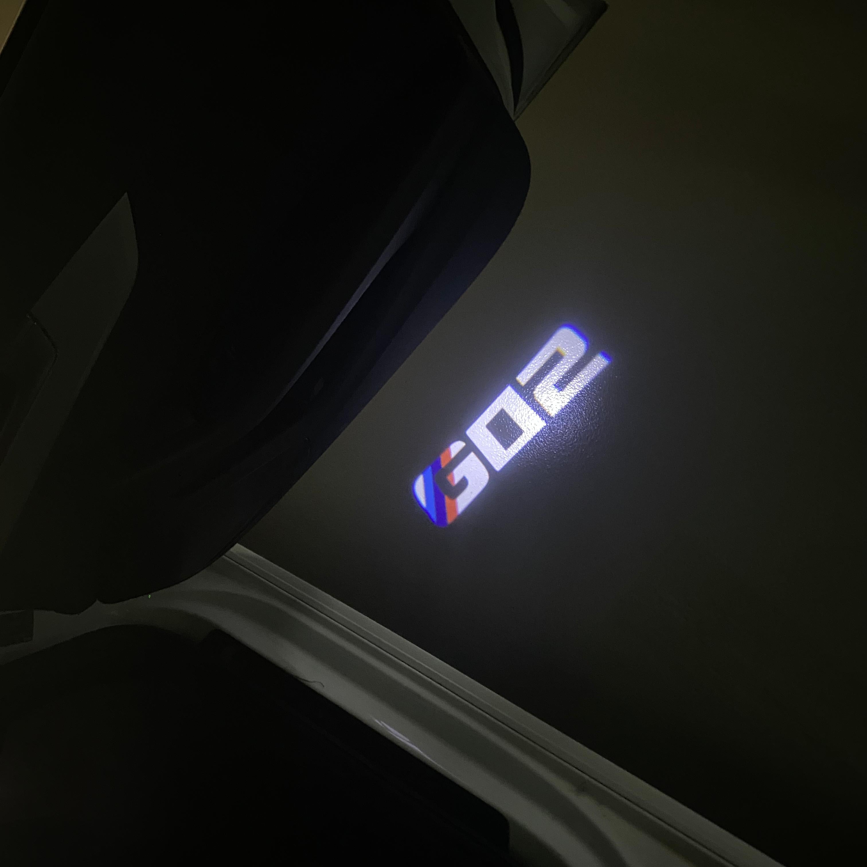 BMW X4 / X4M G02  LOGO PROJECTOT LIGHTS (quantity 1 = 1 sets/2 door lights) Nr.6024q0t034