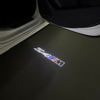 BMW M3 LOGO PROJECTOR LIGHTS Nr.24 (الكمية 1 = 1 مجموعة / 2 أضواء باب)