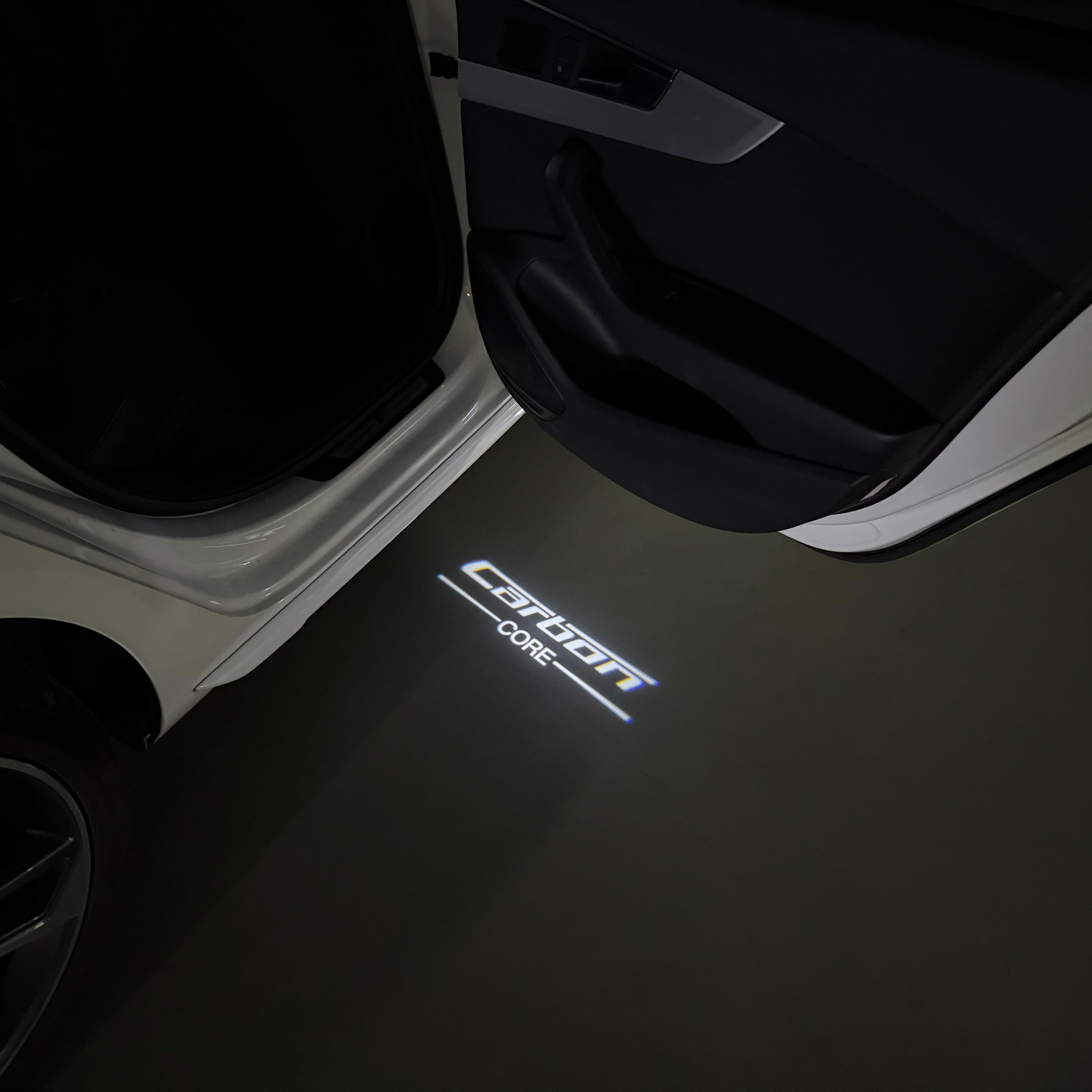 BMW M3 LOGO PROJECTOR LIGHTS Nr.24 (الكمية 1 = 1 مجموعة / 2 أضواء باب)