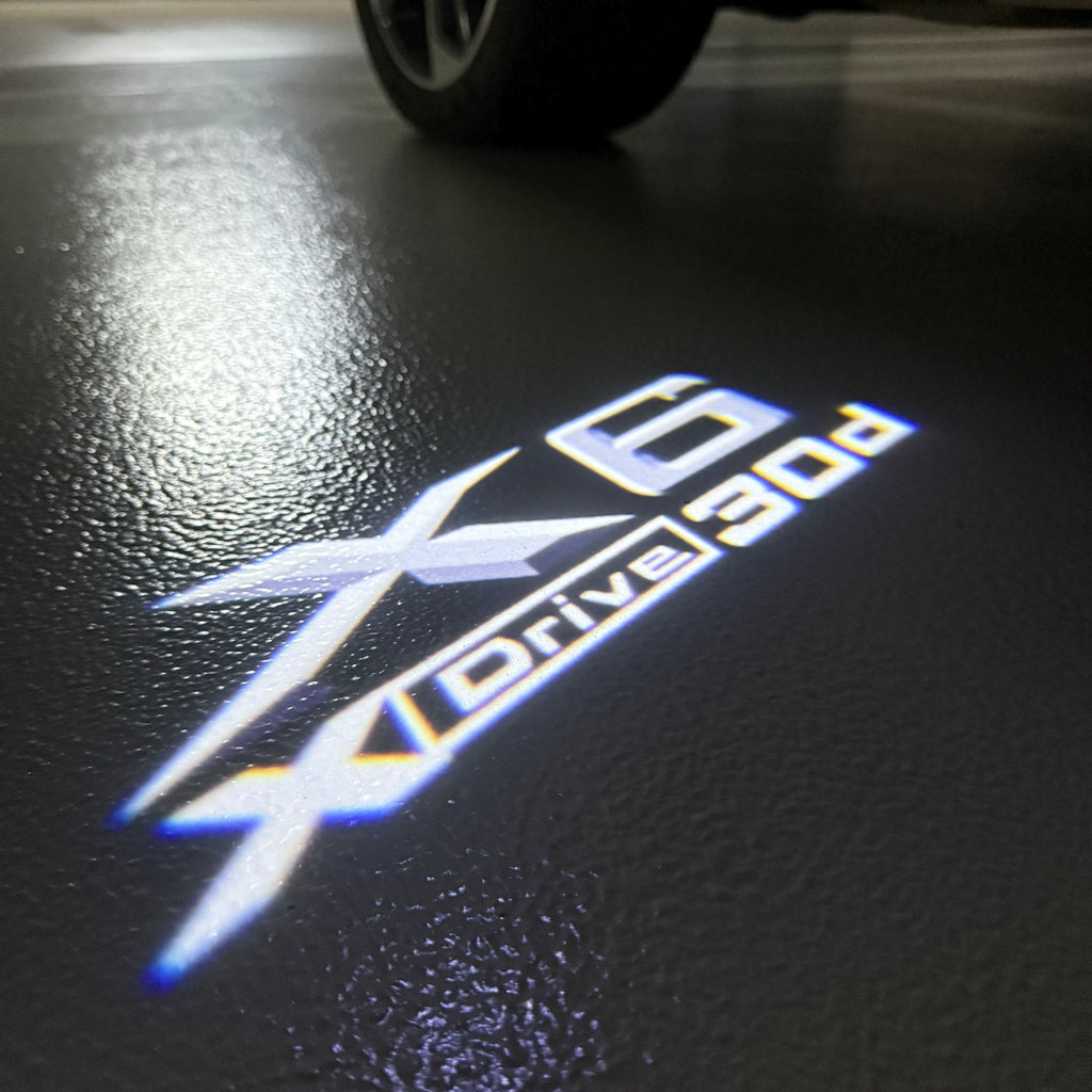BMW M3 LOGO PROJECTOR LIGHTS Nr.24 (الكمية 1 = 1 مجموعة / 2 أضواء باب)