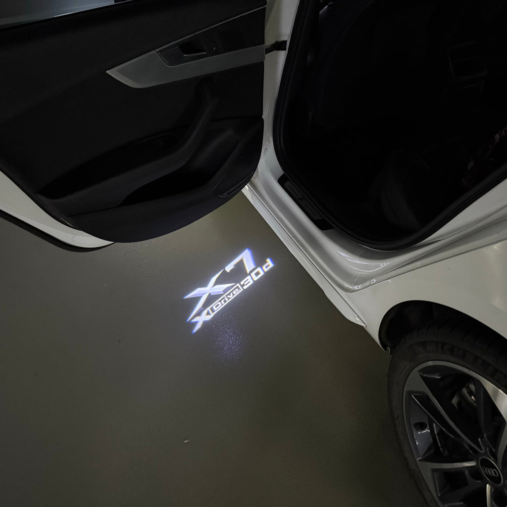 BMW M3 LOGO PROJECTOR LIGHTS Nr.24 (الكمية 1 = 1 مجموعة / 2 أضواء باب)