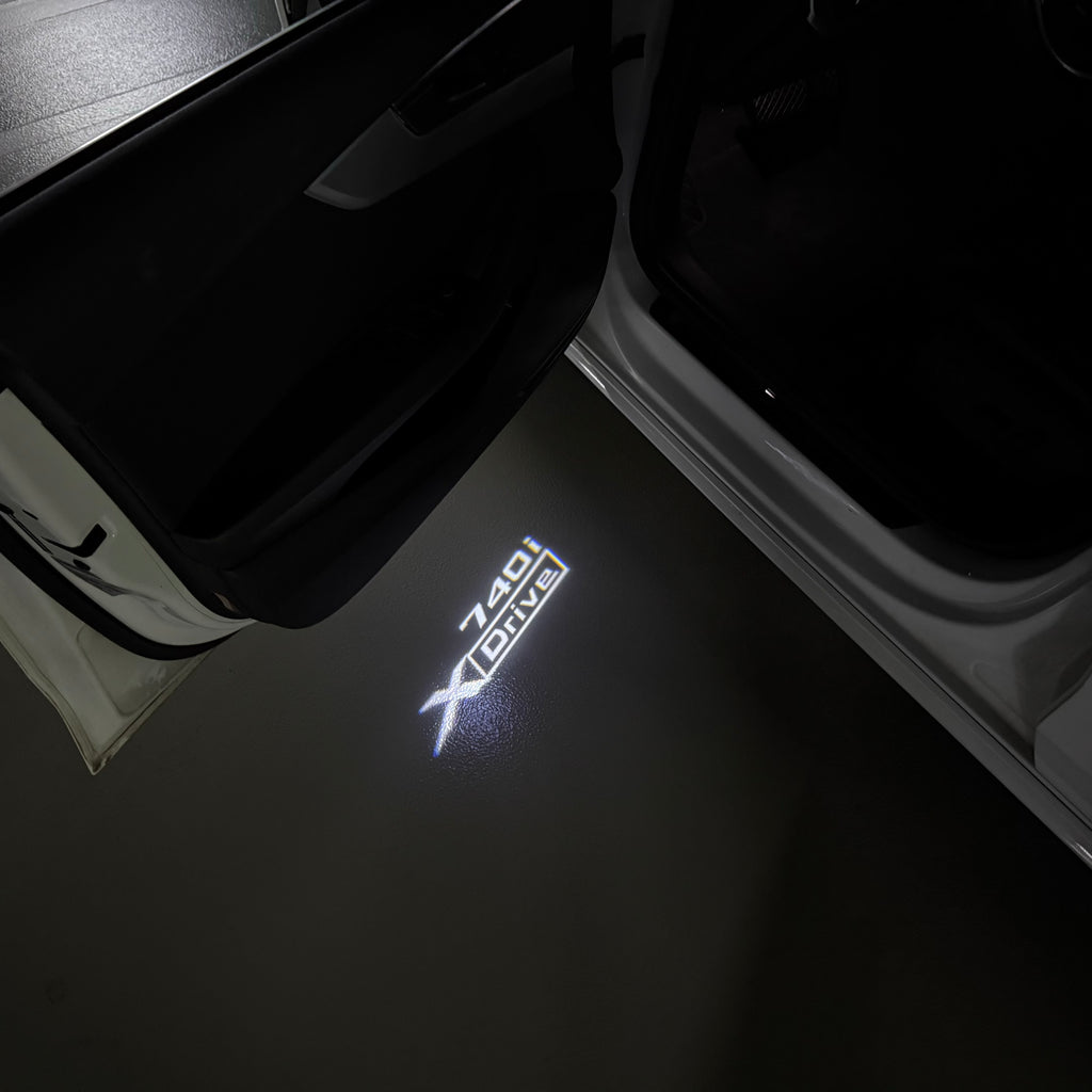 BMW M3 LOGO PROJECTOR LIGHTS Nr.24 (الكمية 1 = 1 مجموعة / 2 أضواء باب)