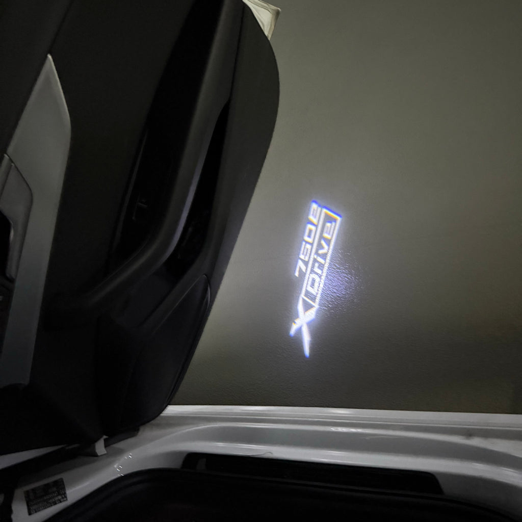 BMW M3 LOGO PROJECTOR LIGHTS Nr.24 (الكمية 1 = 1 مجموعة / 2 أضواء باب)