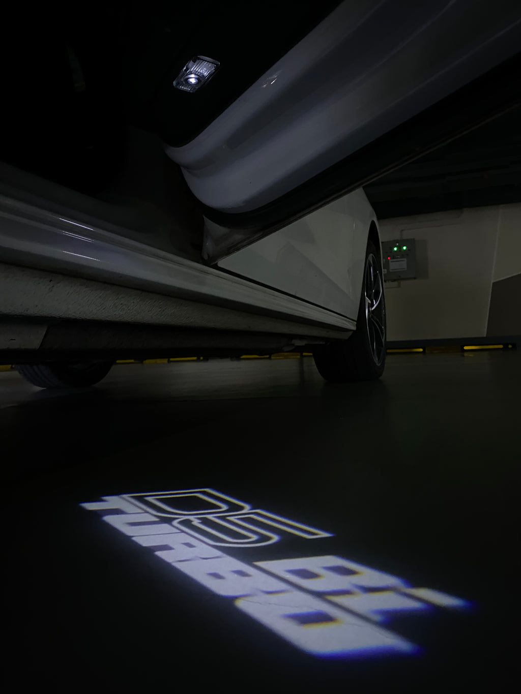 بي ام دبليو LOGO PROJECTOT أضواء Nr.07 (الكمية 1 = 1 مجموعات / 2 أضواء الباب)