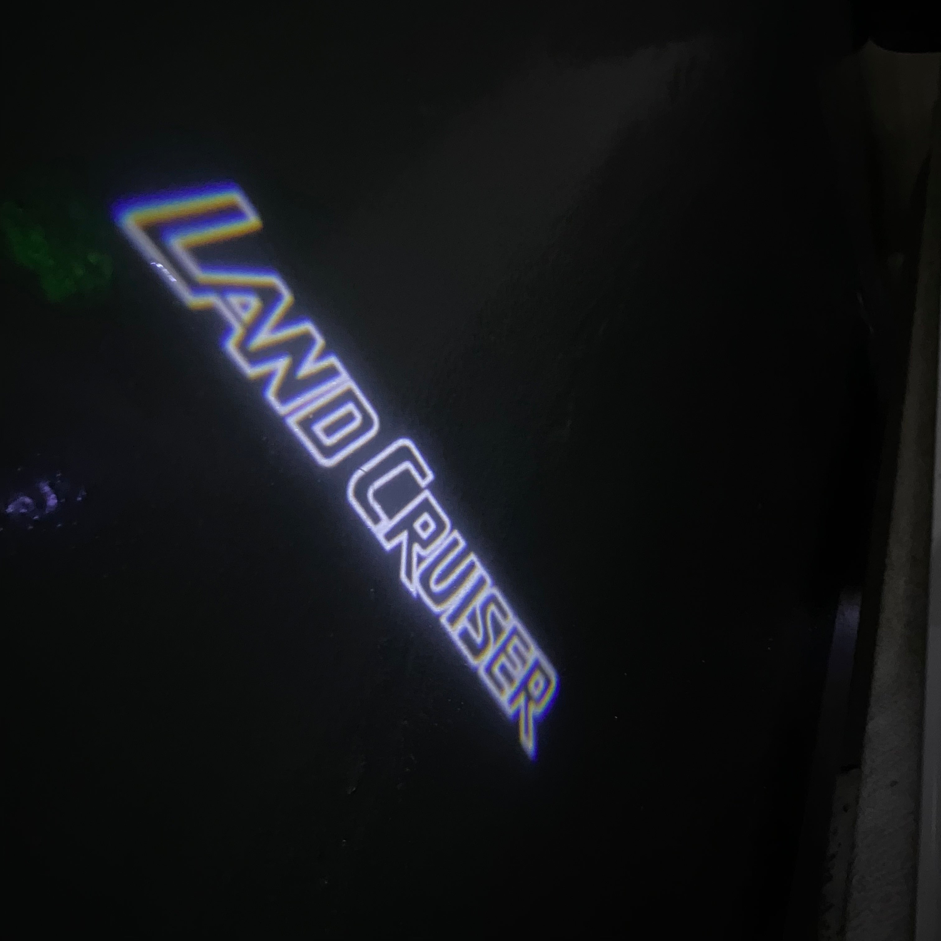 TOYOTA  LAND CRUISER  LOGO PROJECROTR LIGHTS  (quantity 1 = 1 sets/2 door lights) Nr.0G01
