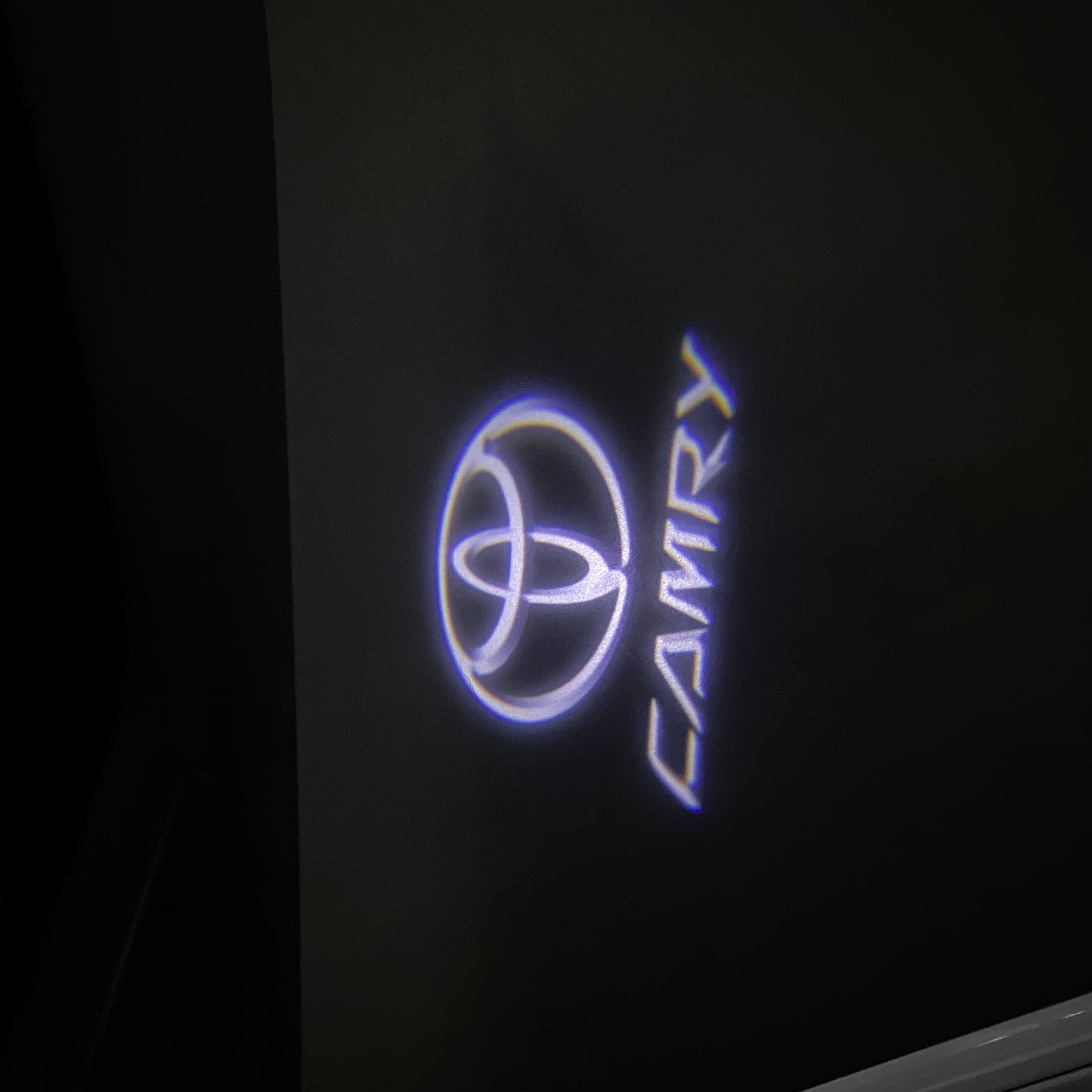 TOYOTA  CAMRY LOGO PROJECROTR LIGHTS  (quantity 1 = 1 sets/2 door lights) Nr.0GP18
