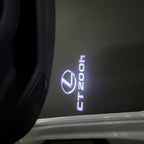 LEXUS LOGO PROJECTOR LIGHTS Nr.01 (الكمية 1 = 1 مجموعة / 2 أضواء باب)