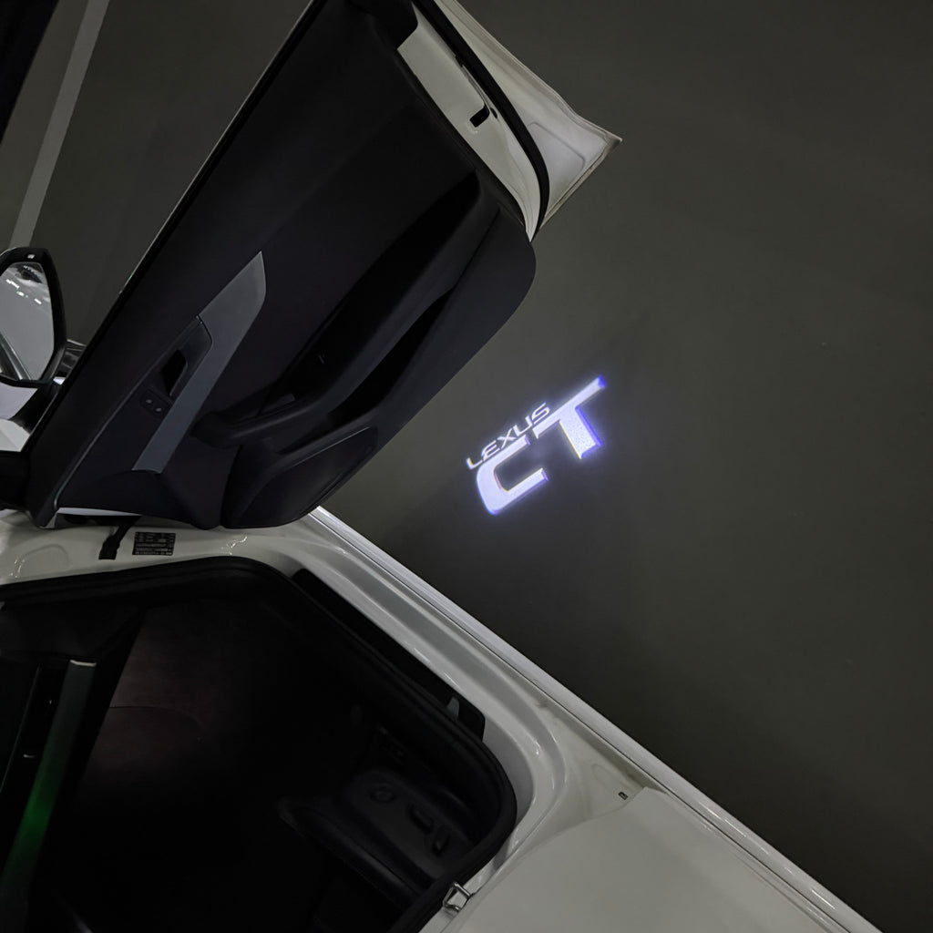 LEXUS LOGO PROJECTOR LIGHTS Nr.01 (الكمية 1 = 1 مجموعة / 2 أضواء باب)