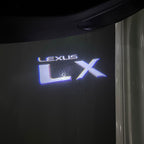 LEXUS LOGO PROJECTOR LIGHTS Nr.01 (الكمية 1 = 1 مجموعة / 2 أضواء باب)