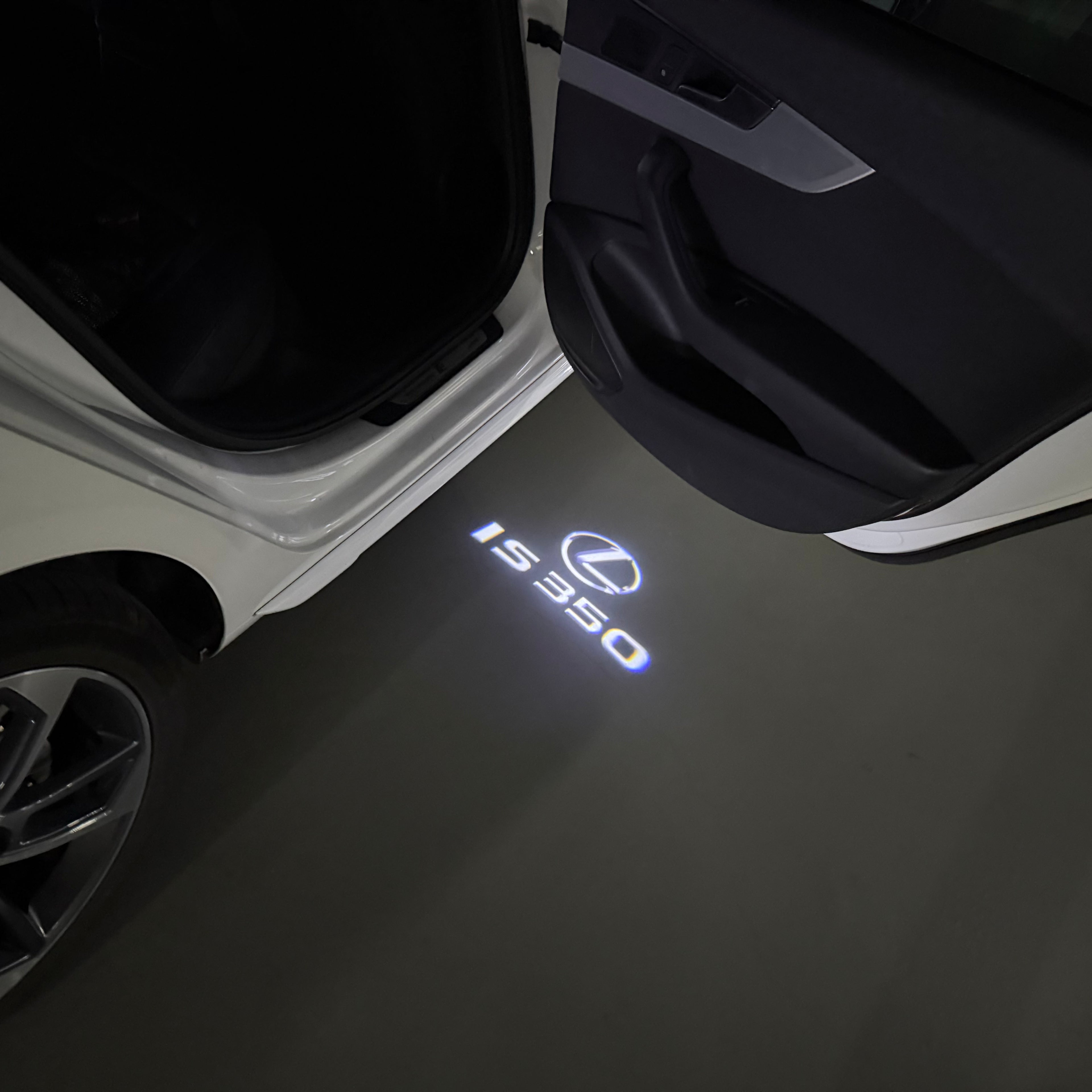 LEXUS IS 350 LOGO PROJECROTR LIGHTS (quantity 1 = 1 sets/2 door lights)Nr.01a57