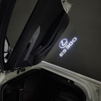 LEXUS LOGO PROJECTOR LIGHTS Nr.01 (الكمية 1 = 1 مجموعة / 2 أضواء باب)