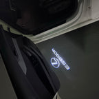 LEXUS LOGO PROJECTOR LIGHTS Nr.01 (الكمية 1 = 1 مجموعة / 2 أضواء باب)
