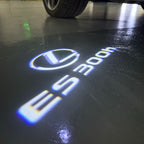 LEXUS LOGO PROJECTOR LIGHTS Nr.01 (الكمية 1 = 1 مجموعة / 2 أضواء باب)