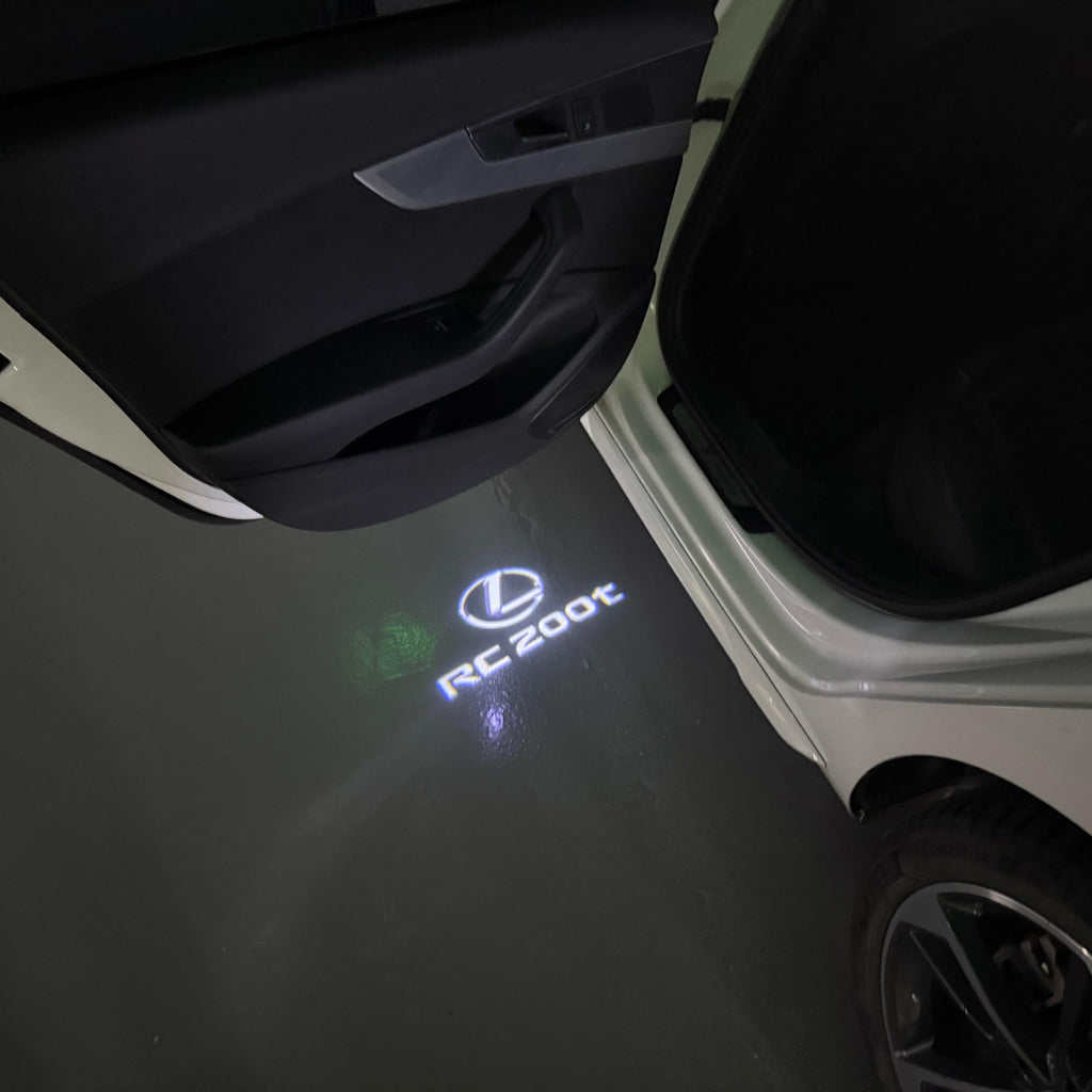 LEXUS LOGO PROJECTOR LIGHTS Nr.01 (الكمية 1 = 1 مجموعة / 2 أضواء باب)