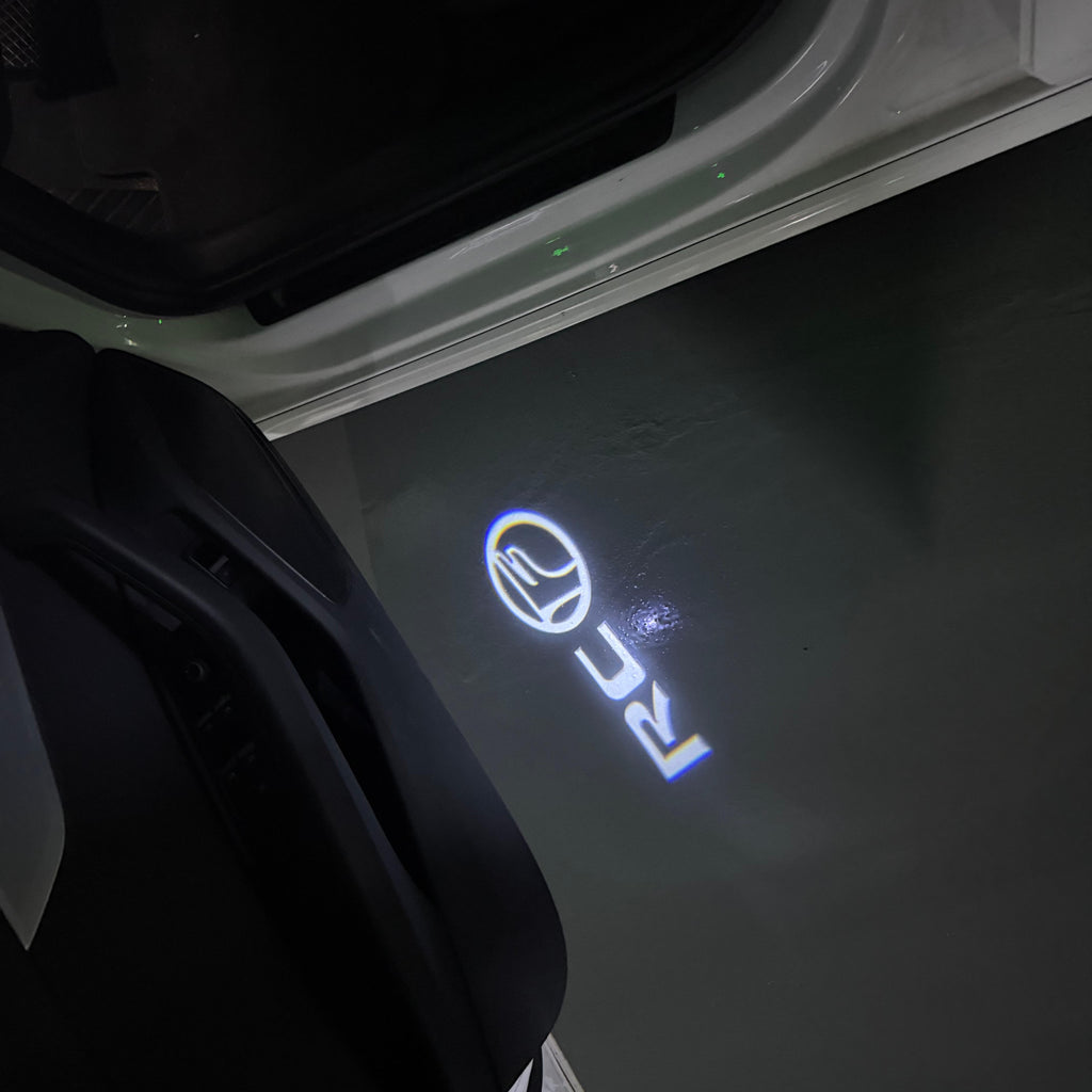 LEXUS LOGO PROJECTOR LIGHTS Nr.01 (الكمية 1 = 1 مجموعة / 2 أضواء باب)